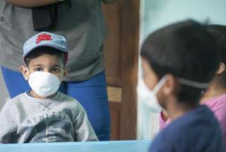 Aumentan contagios en ni&ntilde;os y adolescentes