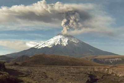 Se registr&oacute; la emisi&oacute;n de gases y ceniza desde el volc&aacute;n Cotopaxi