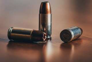 Tres personas mueren tras balacera en vivienda de Bogot&aacute;