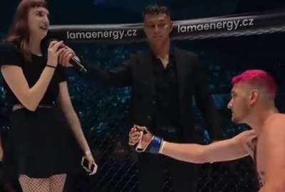 Un luchador de artes marciales mixtas recibi&oacute; un doble KO en &lsquo;Clash of stars&rsquo;, perdi&oacute; su combate y su novia rechaz&oacute; su propuesta de matrimonio. 