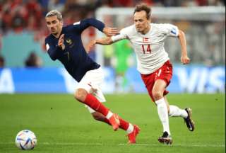 Francia derrot&oacute; 2-1 a Dinamarca y se clasifica a octavos de final
