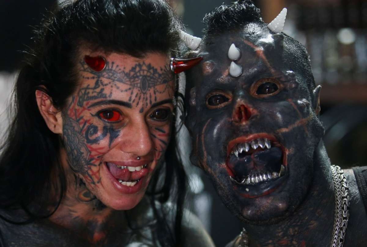 Michel Praddo va tras un r&eacute;cord Guinness y es apodado "Satan&aacute;s humano"