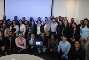 Expertos eval&uacute;an los costos y beneficios de la descarbonizaci&oacute;n en Ecuador