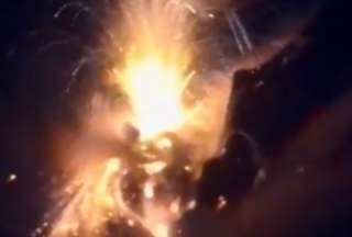 Volc&aacute;n Sangay arroja ceniza y material piropl&aacute;stico