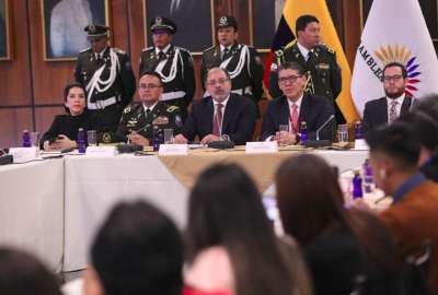 El presidente de la Asamblea, Henry Kronfle, mantuvo un conversatorio con medios de comunicaci&oacute;n. 