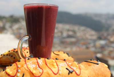 Colada morada: una tradici&oacute;n que sigue viva