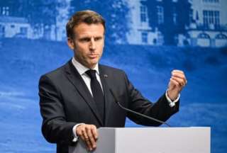 El Presidente de Francia inici&oacute; su visita a EEUU con cr&iacute;ticas a la gesti&oacute;n de Biden