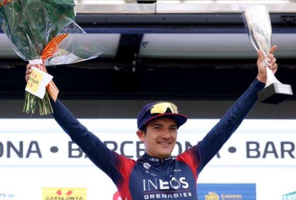 Richard Carapaz contin&uacute;a con su entrenamiento para el Giro de Italia