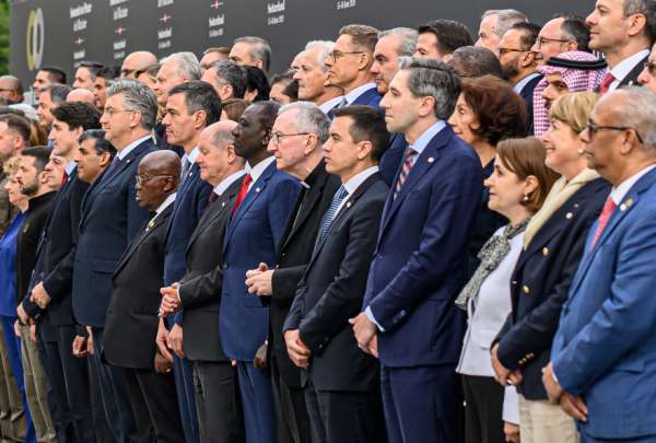 El Jefe de Estado particip&oacute; en esta Cumbre junto a otros l&iacute;deres mundiales y mantuvo encuentros bilaterales.