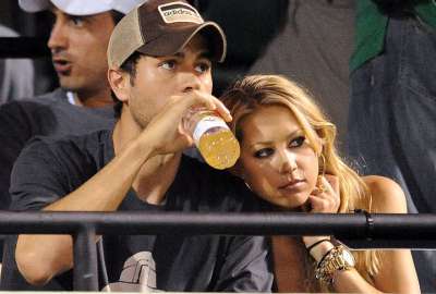 Enrique Iglesias y Anna Kournikova agrandan la familia: esperan a su cuarto hijo tras dos d&eacute;cadas de relaci&oacute;n.