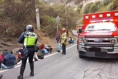 Bus se accident&oacute; en la avenida Oswaldo Guayasam&iacute;n