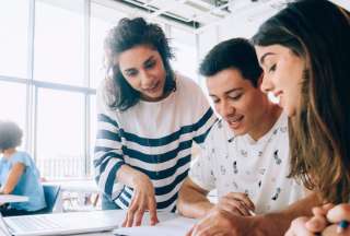 J&oacute;venes en acci&oacute;n, el proyecto de oportunidades laborales en Ecuador