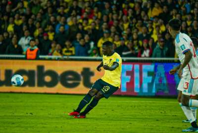 Mois&eacute;s Caicedo fue vital ante Chile