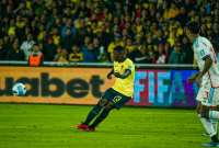 Moisés Caicedo fue vital ante Chile