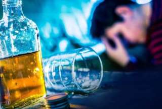 Alcohol encabeza las emergencias vinculadas con intoxicaciones en Ecuador
