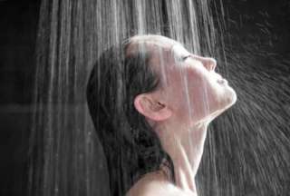 &iquest;Ba&ntilde;arse en la ma&ntilde;ana o en la noche? Descubra cu&aacute;l es la mejor opci&oacute;n