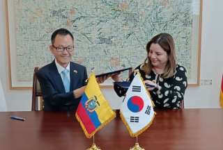 Ecuador Tv y la Embajada de Corea firman acuerdo para difundir contenido de entretenimiento educativo
