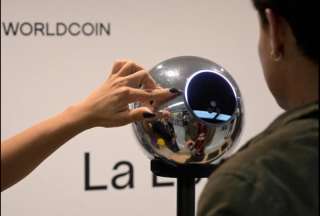 Superintendencia de Compa&ntilde;&iacute;as alerta sobre actividades irregulares de Worldcoin en Ecuador