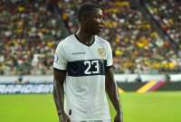 Mois&eacute;s Caicedo tuvo un problema con Carlos Gruezo al finalizar el partido contra M&eacute;xico