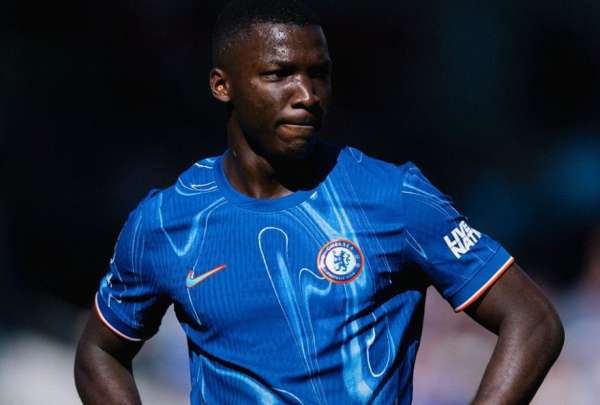 Chelsea perder&aacute; a Mois&eacute;s Caicedo por los siguientes dos encuentros.