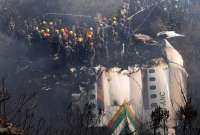 El siniestro del avión en Nepal dejó 72 fallecidos; ningún pasajero sobrevivió.