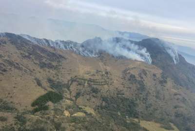 El alcalde de Cuenca declar&oacute; emergencia en la ciudad por los incendios forestales que hasta el momento no han sido controlados.&nbsp;