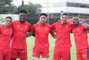 Jefferson Montero, Roberto Ord&oacute;&ntilde;ez... encabezan la foto del Aucas, que buscar&aacute; el bicampeonato