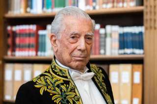 Mario Vargas Llosa, de 87 a&ntilde;os, es hospitalizado por segunda vez por COVID-19