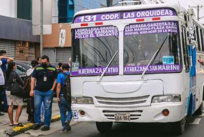 Gremio de transportistas urbanos de Guayaquil no se sumar&aacute; al paro