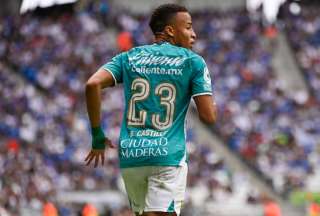 Byron Castillo sali&oacute; con molestias f&iacute;sicas en el duelo entre Le&oacute;n y Quer&eacute;taro