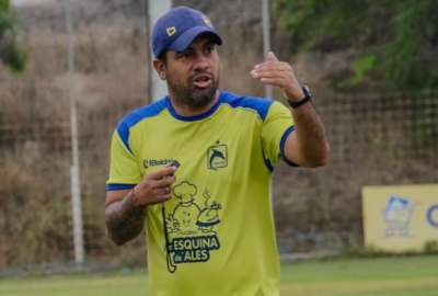 Javier Carvajal es el nuevo entrenador del Delf&iacute;n
