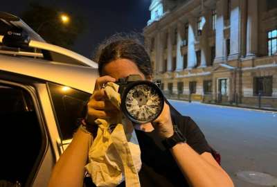 Fot&oacute;grafa estuvo a punto de perder un ojo en las manifestaciones en Per&uacute;