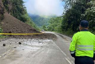 Transporte pesado tendr&aacute; restricciones en la v&iacute;a Pichincha - Napo - Sucumb&iacute;os