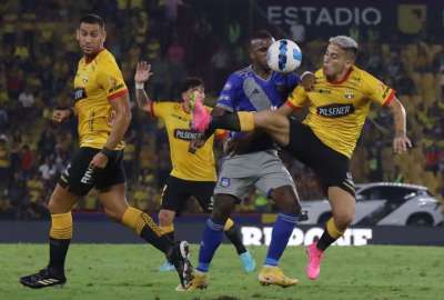 Barcelona perdi&oacute; el Cl&aacute;sico del Astillero y eso despert&oacute; la ira de los hinchas