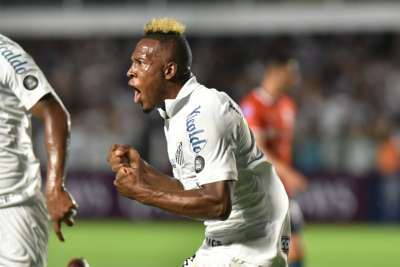 Santos venci&oacute; a Universidad Cat&oacute;lica con goles ecuatorianos