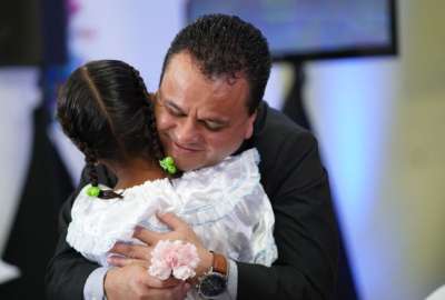 Esteban Bernal, ministro de Inclusi&oacute;n Social, present&oacute; los logros del programa 'Abrazo de Adopci&oacute;n'.