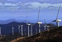 El pleno tratará el Proyecto Económico Urgente que busca fomentar la inversión privada en generación eléctrica con fuentes renovables.