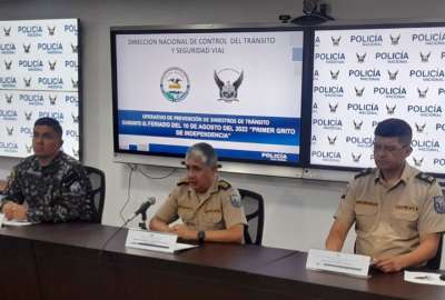 La Polic&iacute;a movilizar&aacute; a m&aacute;s de 50 000 efectivos durante el feriado. 