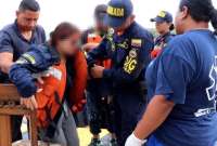 Una embarcaci&oacute;n con migrantes irregulares naufrag&oacute; y lanz&oacute; a sus ocupantes al agua. 