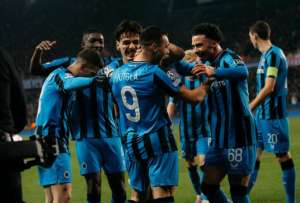 Brujas gan&oacute; al &uacute;ltimo minuto