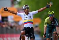 Jhonatan Narv&aacute;ez es el segundo ecuatoriano en portar la Maglia Rosa. En 2019, Richard Carapaz lo hizo por primera vez.