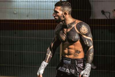 Peleador de artes marciales mixtas quiere pelear contra Canelo &Aacute;lvarez para defender a Lionel Messi