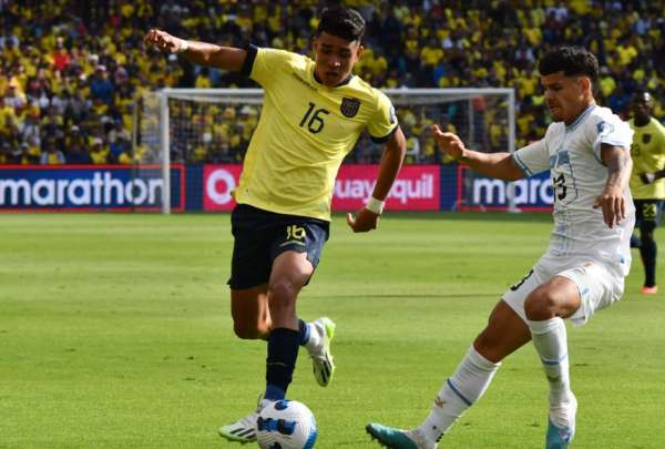 Kendry P&aacute;ez fue uno de los m&aacute;s destacados en la victoria sobre Uruguay
