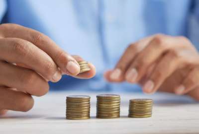 Zimbabue acu&ntilde;a monedas de oro para afrontar la creciente inflaci&oacute;n