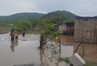 Empiezan las consecuencias por la presencia de lluvias en Manab&iacute;.