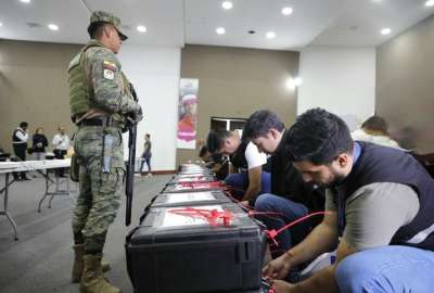 El CNE inici&oacute; la distribuci&oacute;n de 95 kits t&eacute;cnicos electorales para el exterior.