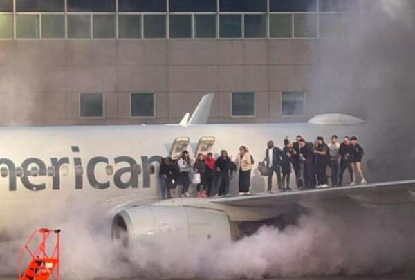 Incendio en frenos obliga a evacuar avi&oacute;n de American Airlines en Estados Unidos