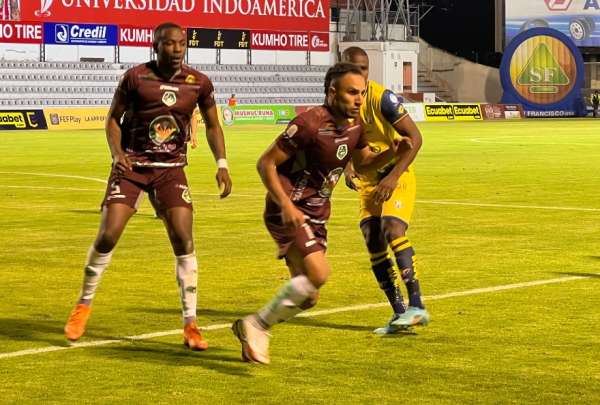Mushuc Runa fren&oacute; la carrera de El Nacional en la Copa Ecuador