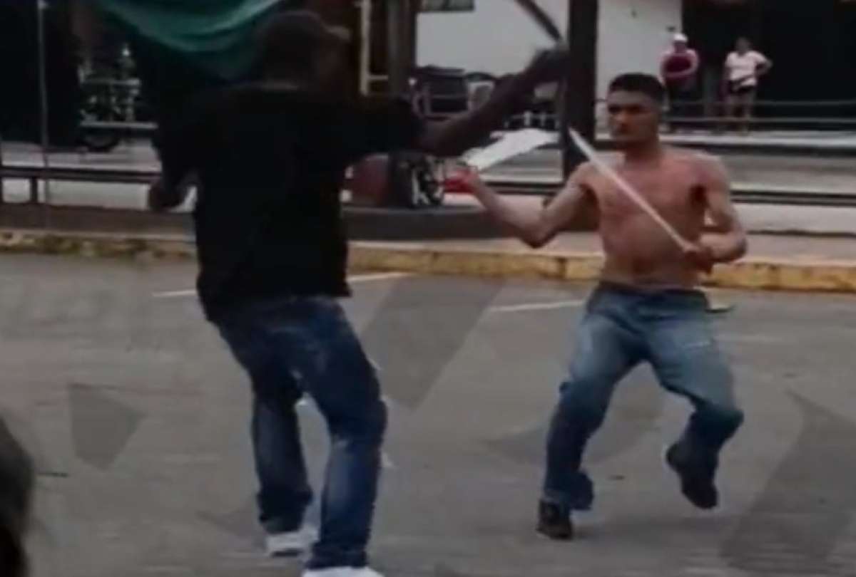 Policía capturó a sujetos que se pelearon con machetes en El Coca