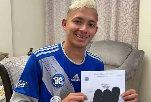 Kevin Rivera fue fichado por Emelec en 2022; ahora juega a pr&eacute;stamo en Libertad.